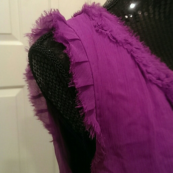 100% Silk ELIE TAHARI Sleeveless Blouse LINED! - Picture 5 of 8